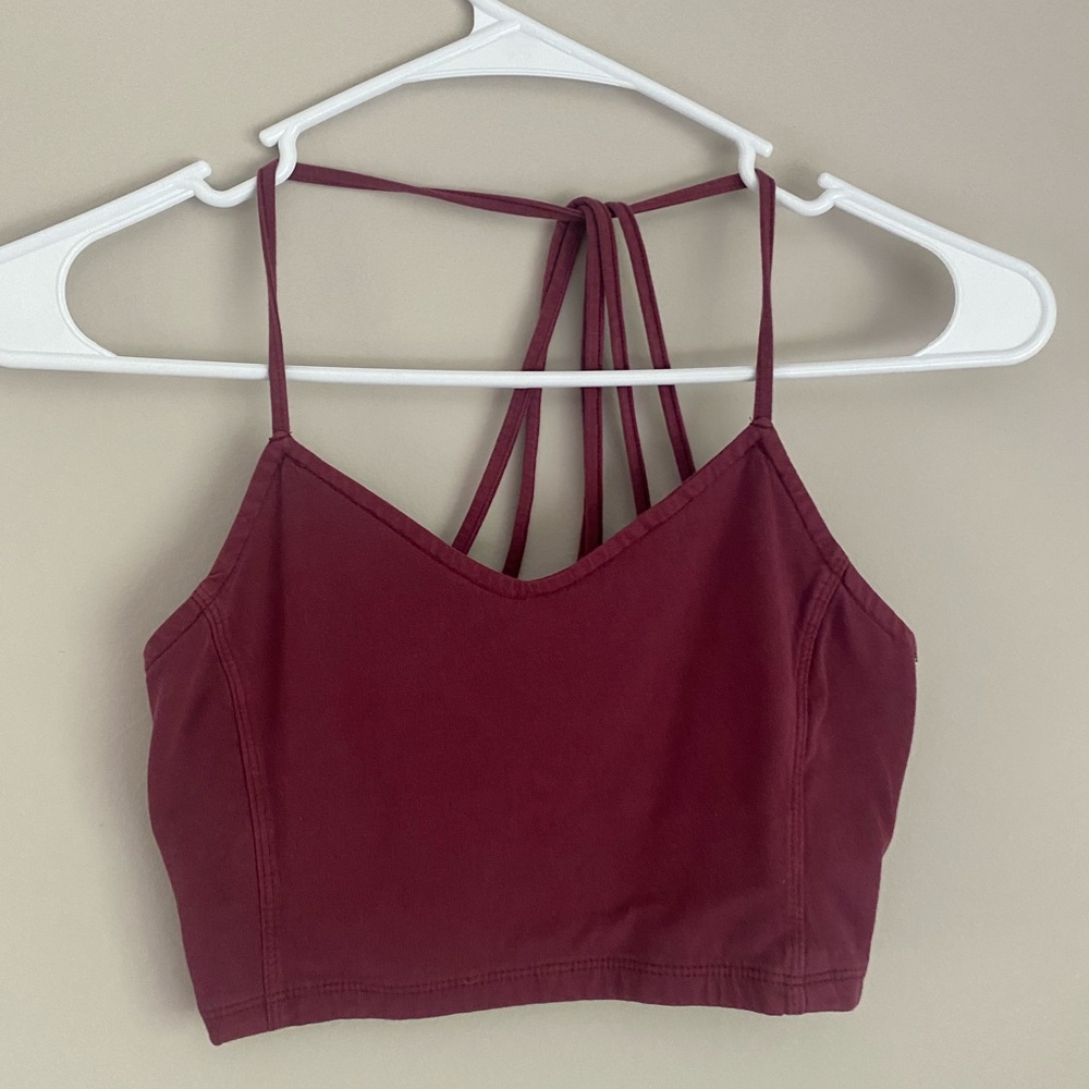 American Eagle maroon top